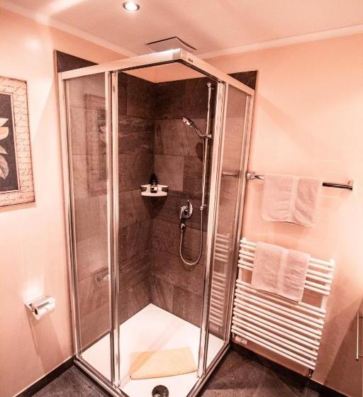 スタンダードルーム, Alpenkonig