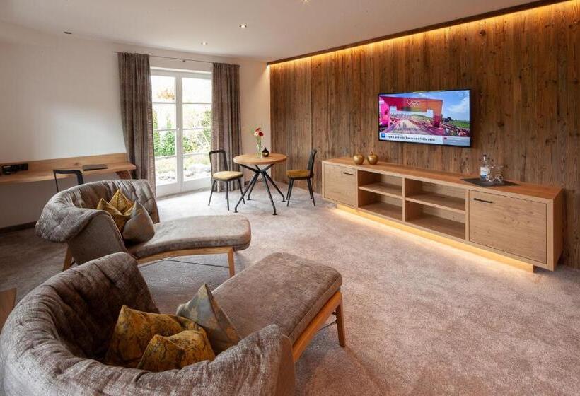 テラス付スイート, Alpenkonig