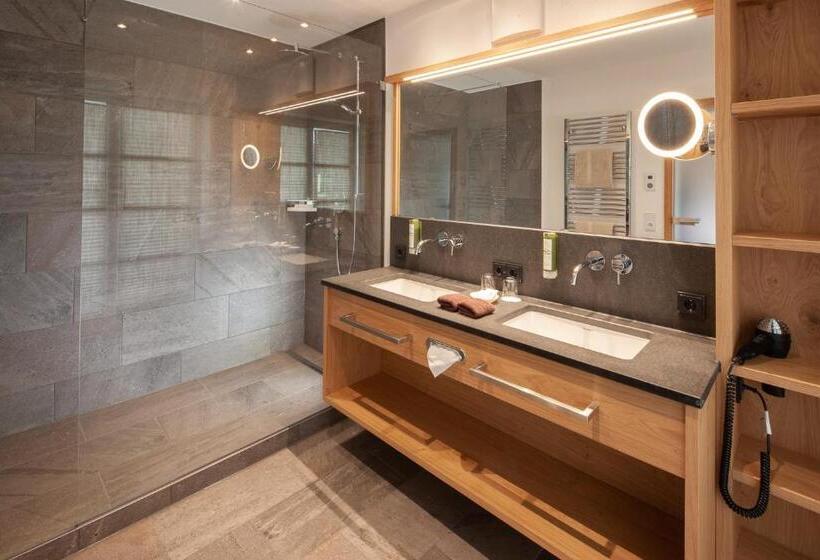 テラス付スイート, Alpenkonig