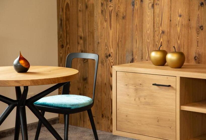 テラス付スイート, Alpenkonig