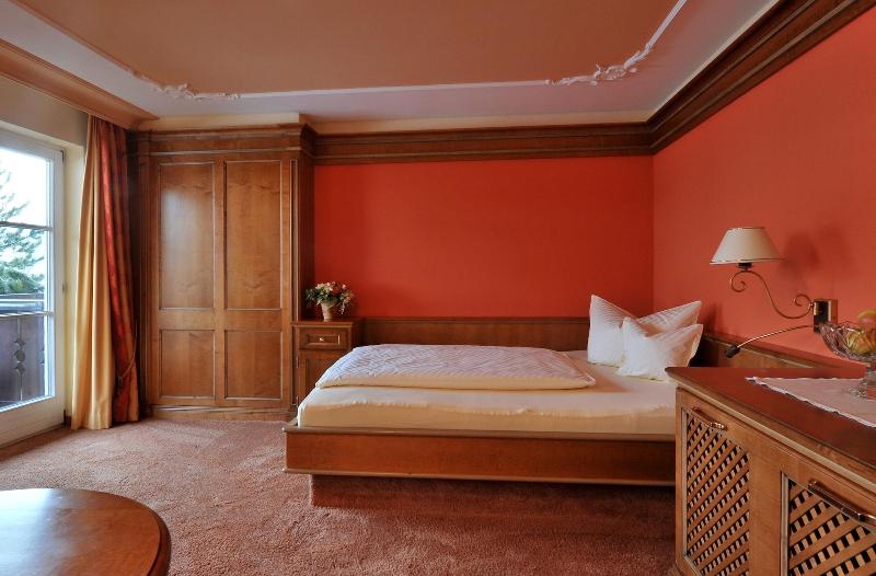 スタンダードシングルルーム, Alpenkonig