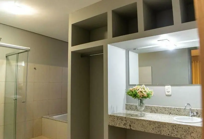 Standard-studio, Central