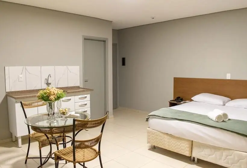 Standard-studio, Central