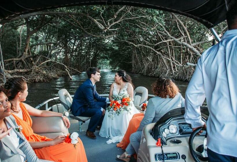 デラックスルーム, Seaside Chateau Resort