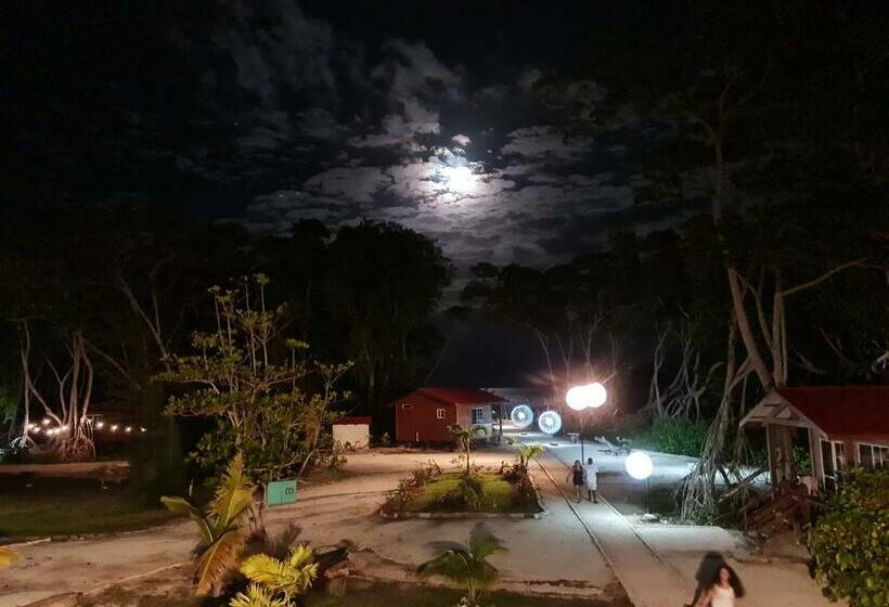 景色の見えるスタンダード4人部屋, Seaside Chateau Resort