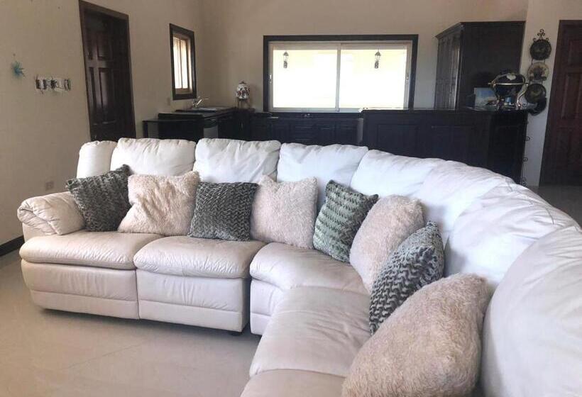 デラックストリプルルーム, Seaside Chateau Resort