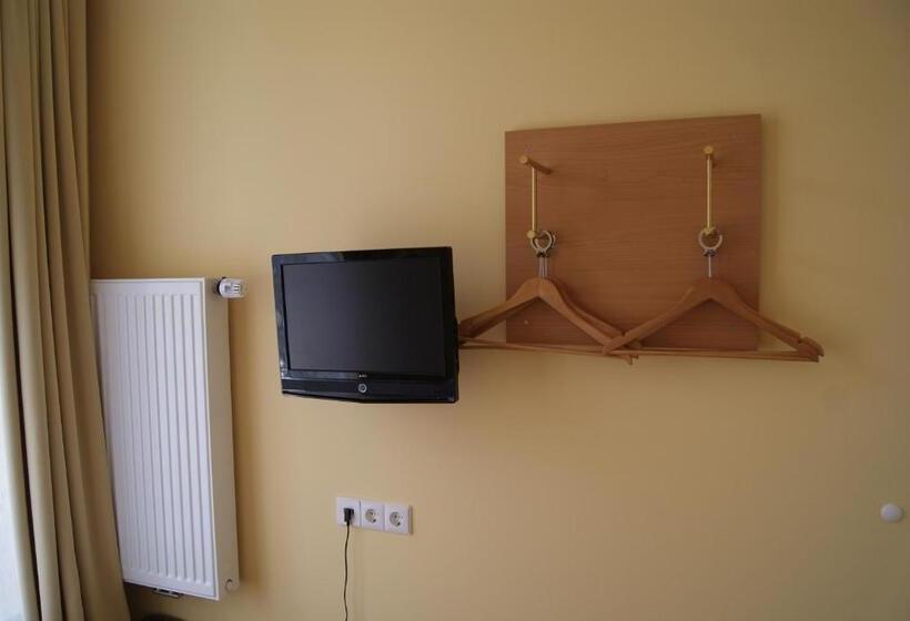 シングルベーシックルーム, Villa Kisseleff