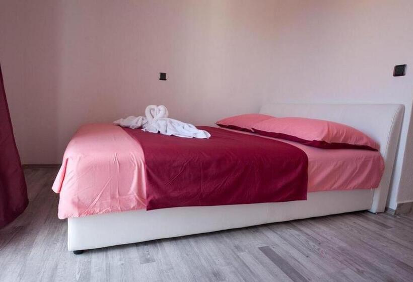 Triple Room Sea View, Aldino Rooms