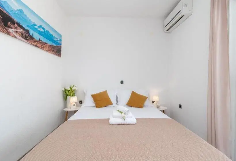 اتاق استاندارد با چشمانداز دریا, Aldino Rooms