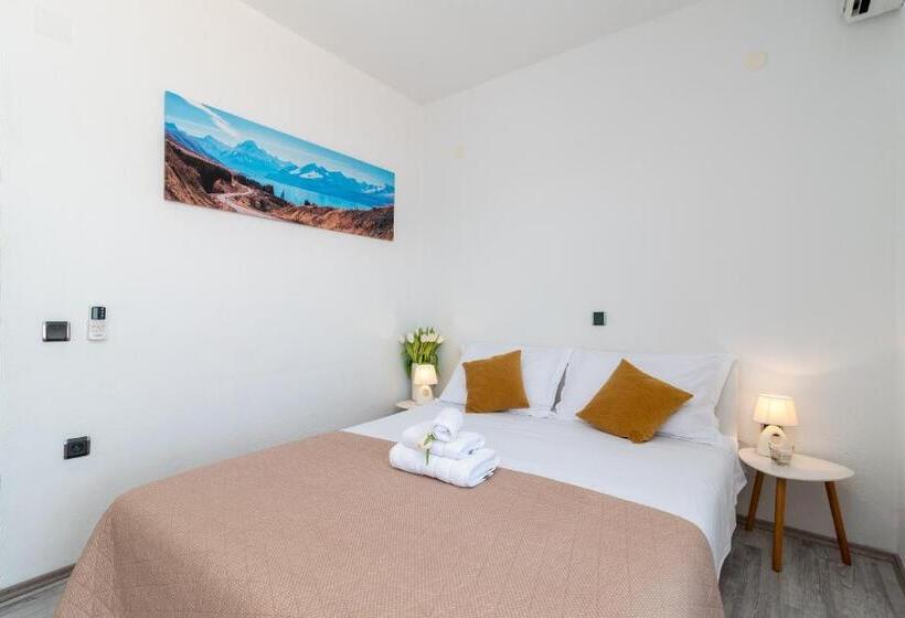 اتاق استاندارد با چشمانداز دریا, Aldino Rooms