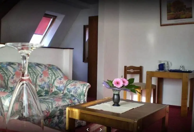 Huoneisto 1 Makuuhuone, Pension Celia