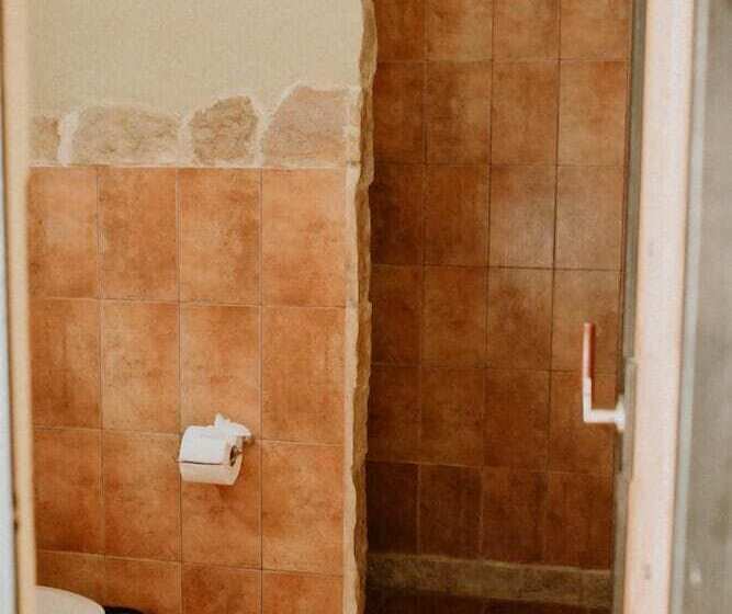 בונגלו משפחתי, Castillo Tambor Resort & Restaurant