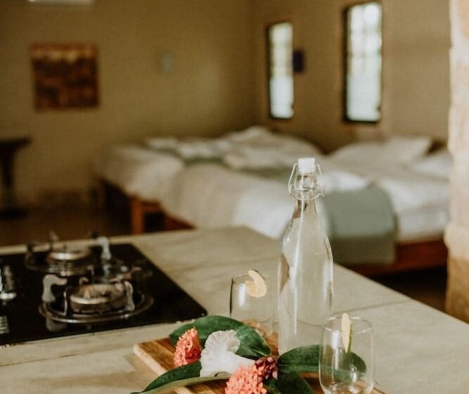 Семейное Бунгало, Castillo Tambor Resort & Restaurant
