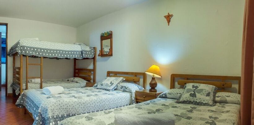 Семейный Номер, Hospedaje El Mirador