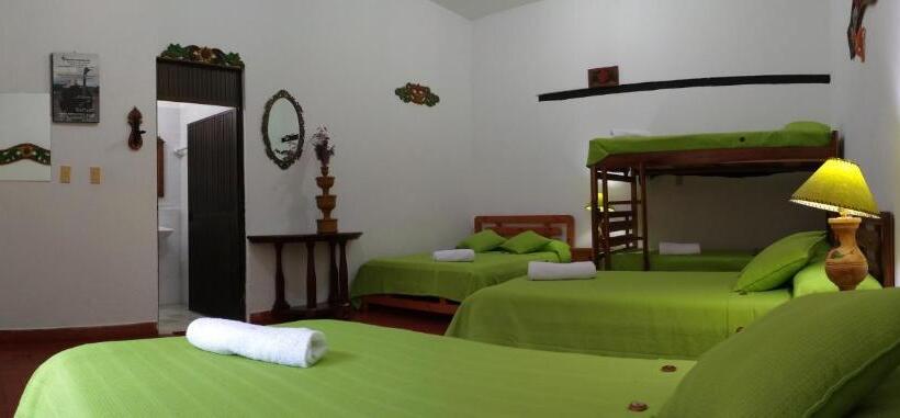 家庭间, Hospedaje El Mirador