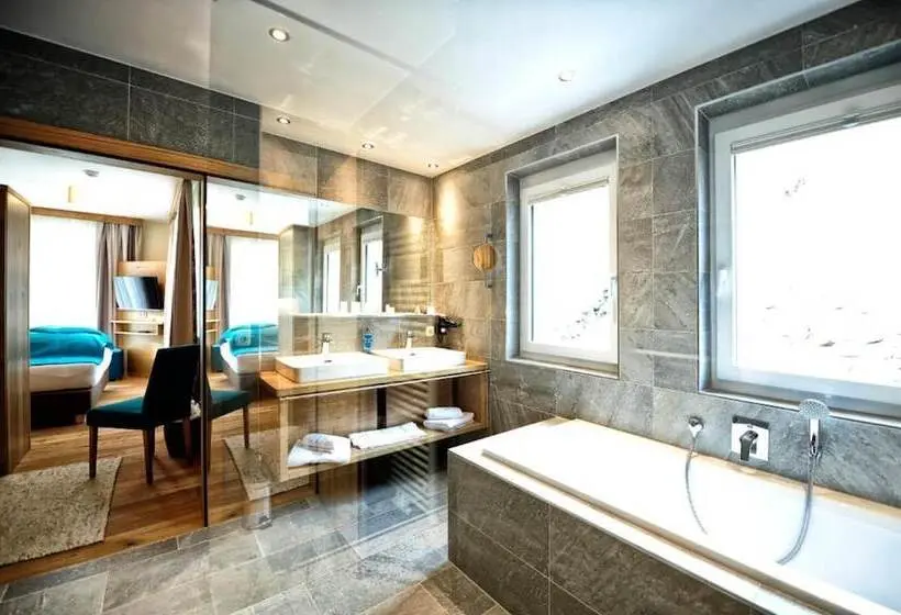２ベッドルームデラックスアパートメント, & Luxury Appartements Dorfstadl