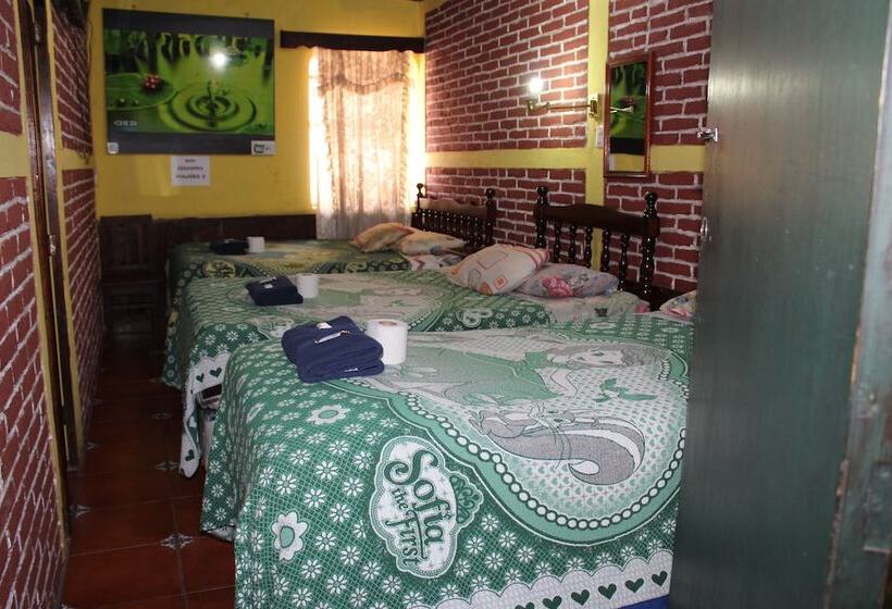 اتاق استاندارد سه نفره, Casa Del Viajero