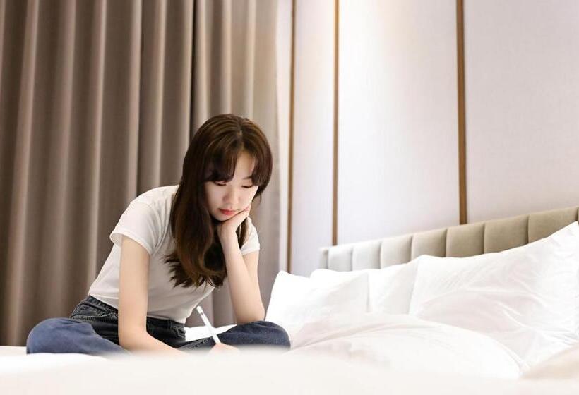 Номер Стандарт с Гидромассажем, Brown Dot Hotel Busan Station