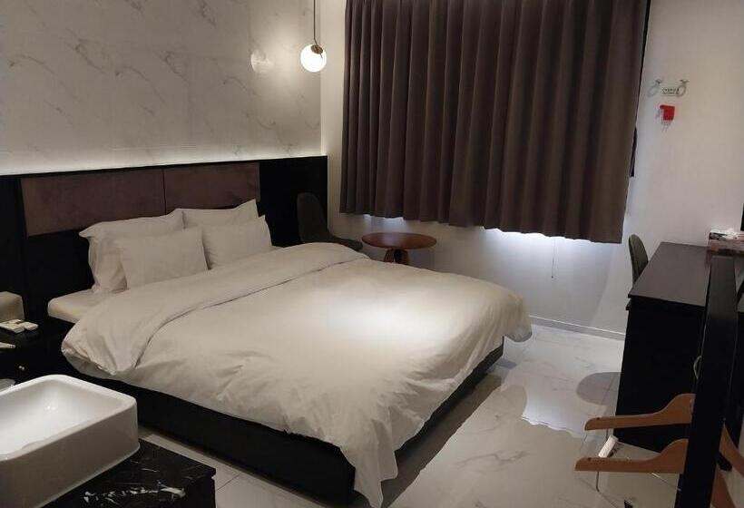 Номер Deluxe, Brown Dot Hotel Busan Station