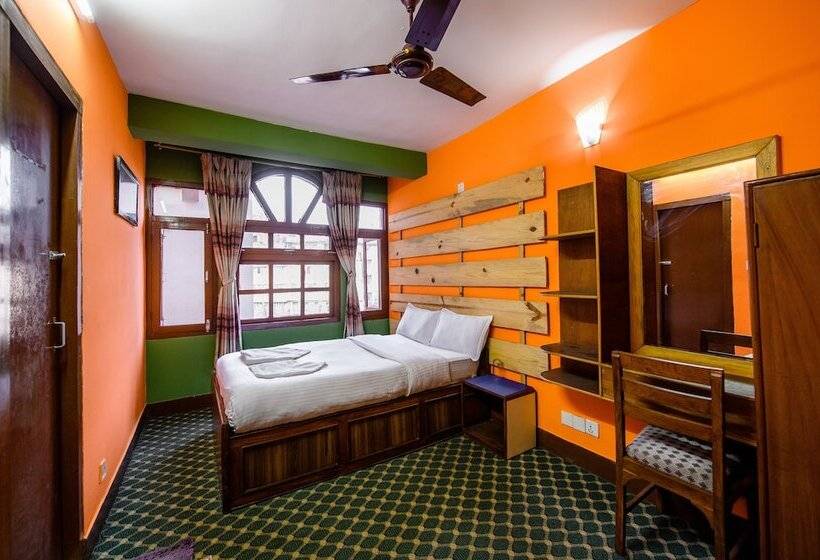 اتاق استاندارد یک نفره, Pomelo House