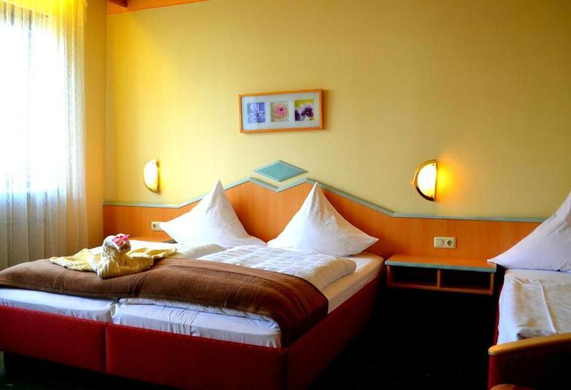 スタンダードトリプルルーム, Rothsee