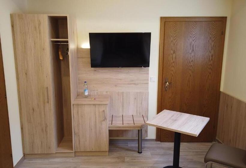 １ベッドルームアパートメント, Rothsee