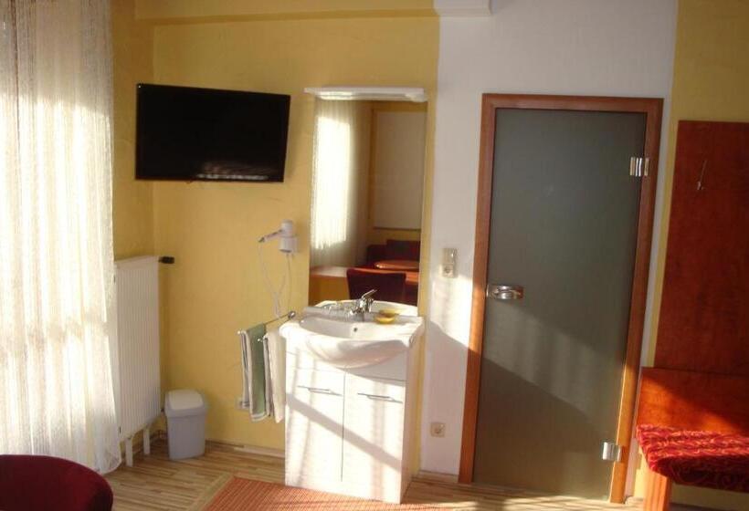 ガーデンビューファミリールーム, Rothsee