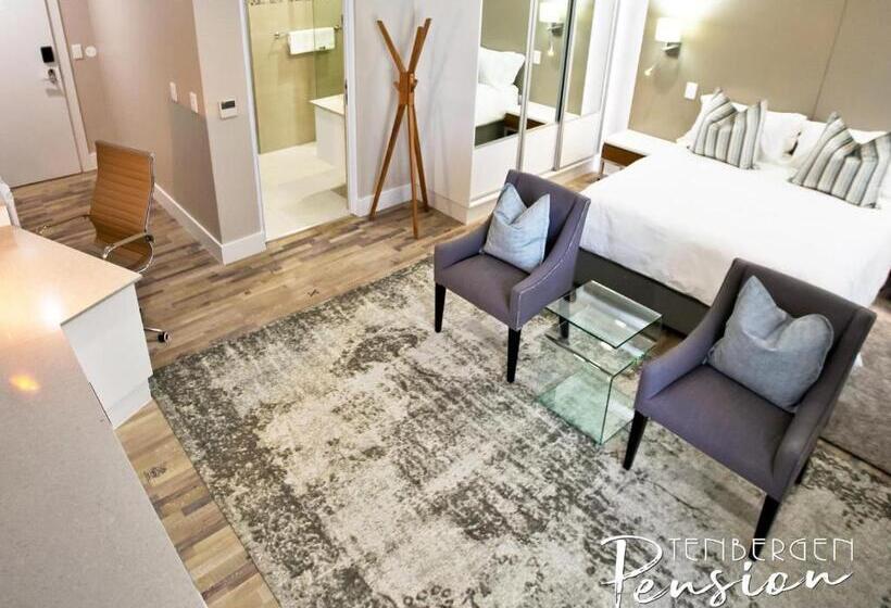 اتاق لوکس, Tenbergen Pension