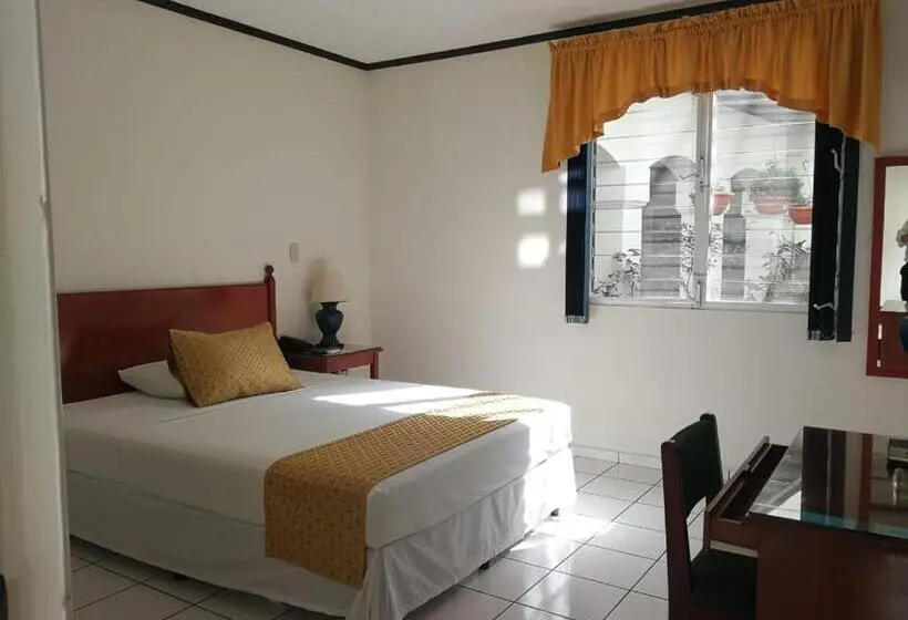 اتاق استاندارد یک نفره, Villa Serena San Benito