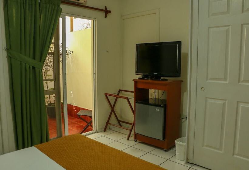 اتاق استاندارد یک نفره, Villa Serena San Benito