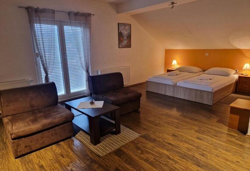 豪华家庭房间, Plitvice Palace