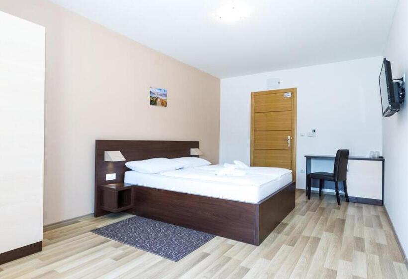 舒适型房间, Plitvice Palace