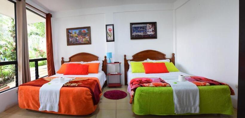 اتاق لوکس, Pescador Hotel Ph