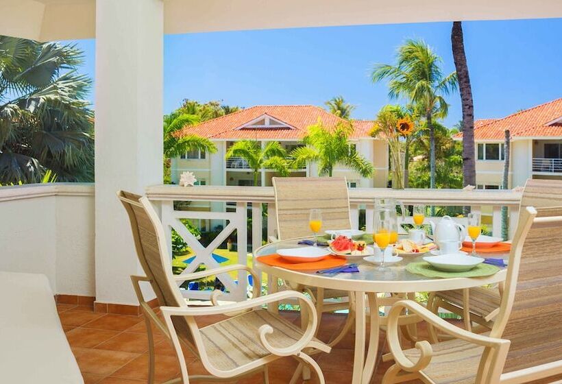 带两个卧室的顶楼公寓, Hummingbird