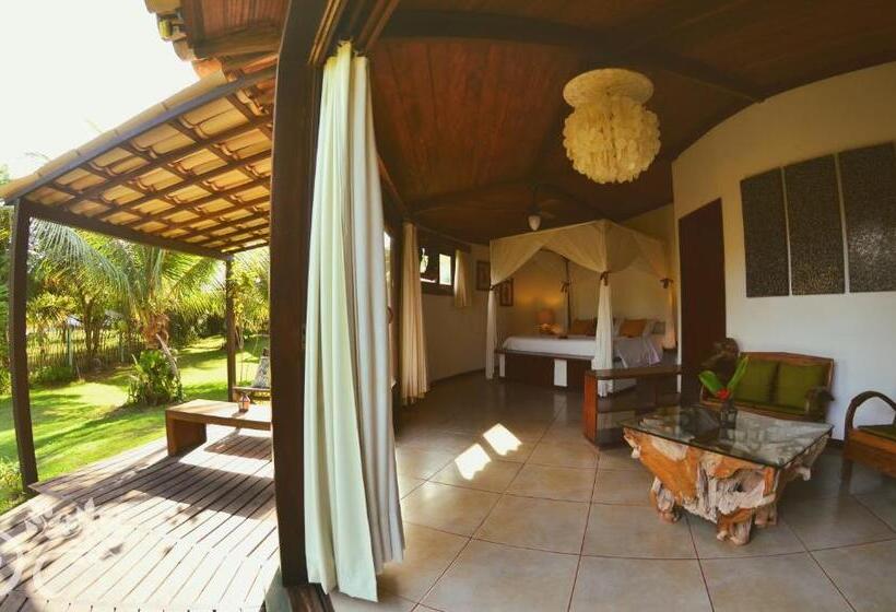 بنجلو قياسى مطل على البحر, Paua Hotel Boutique