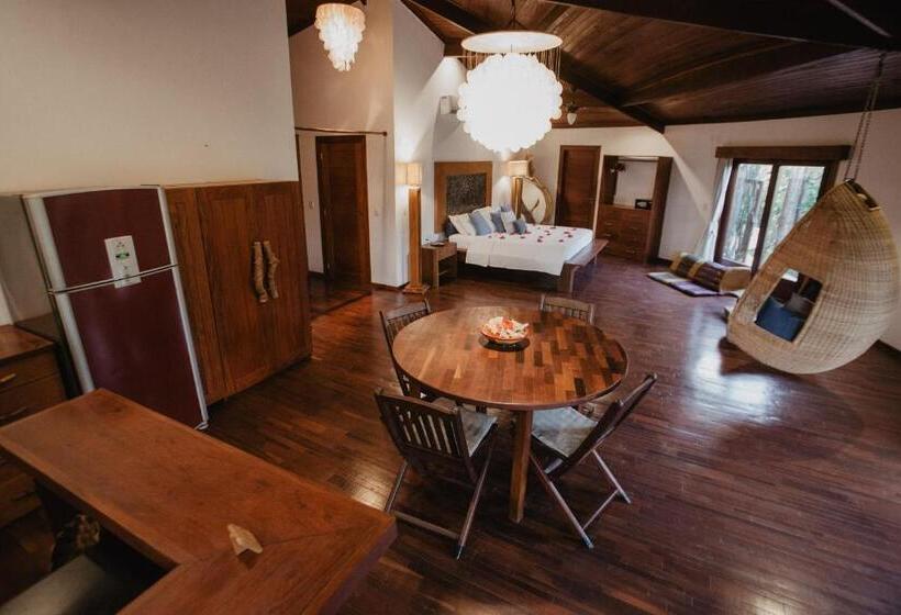 بنجلو ديلوكس, Paua Hotel Boutique