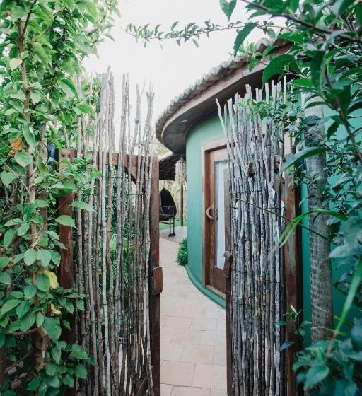 بنجلو ديلوكس, Paua Hotel Boutique