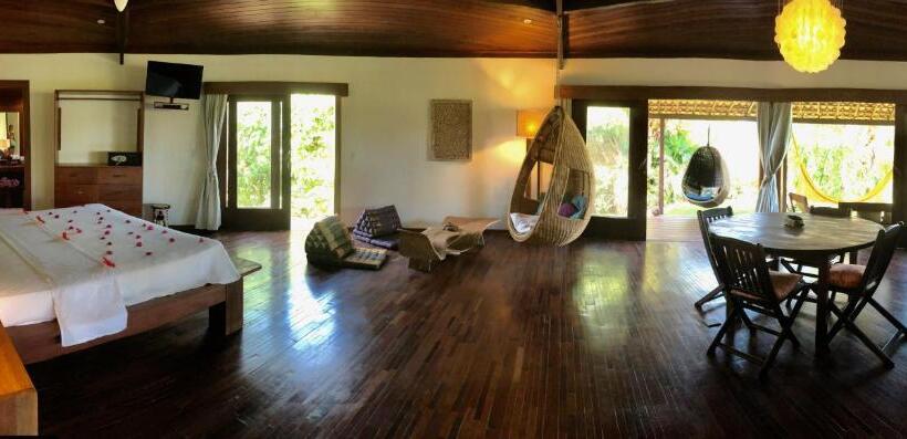 بنجلو ديلوكس, Paua Hotel Boutique