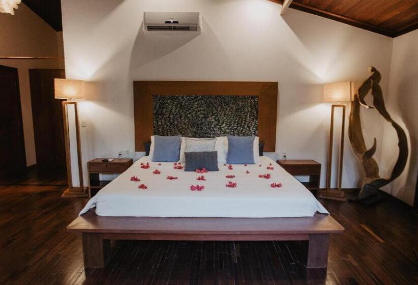 بنجلو ديلوكس, Paua Hotel Boutique