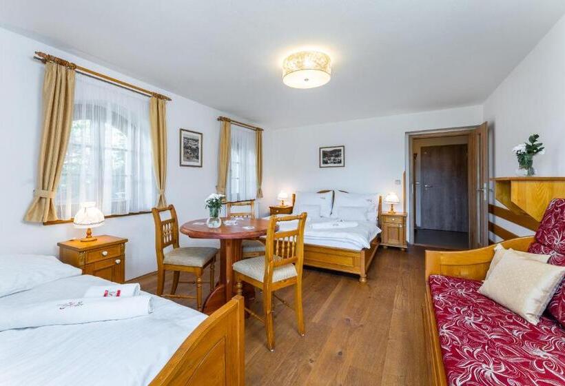 חדר משפחתי דלוקס, Pension Happy Superior