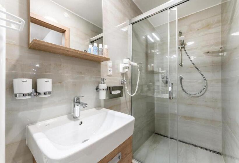 Family flat with terrace, Pension Happy Superior