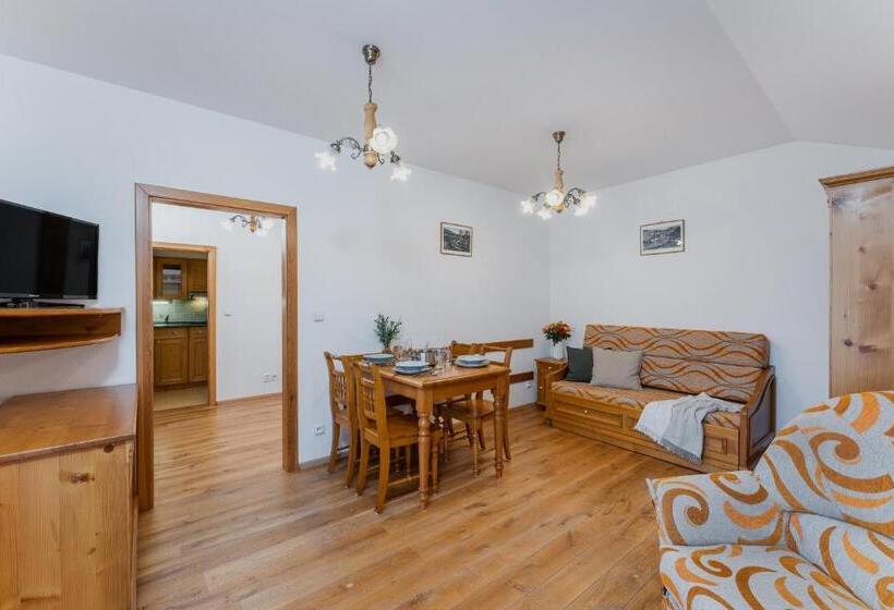 Family flat with balcony, Pension Happy Superior