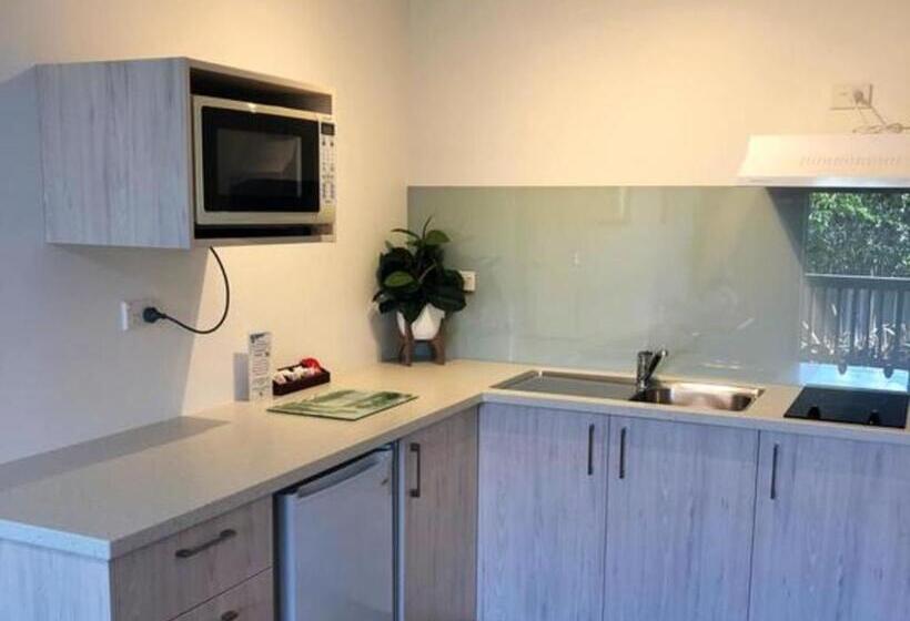 スタンダードスタジオ, Alpine-pacific Holiday Park