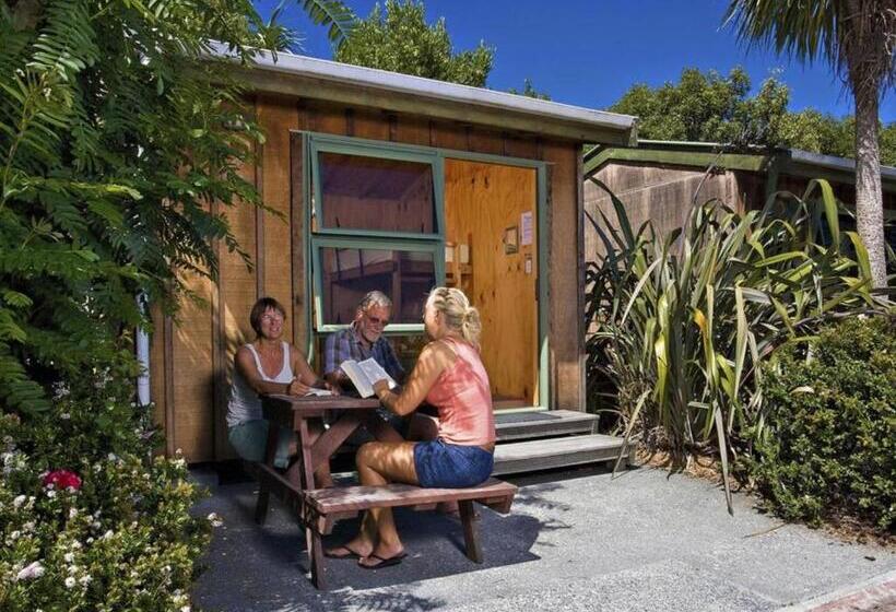 バス共有のスタンダードルーム, Alpine-pacific Holiday Park