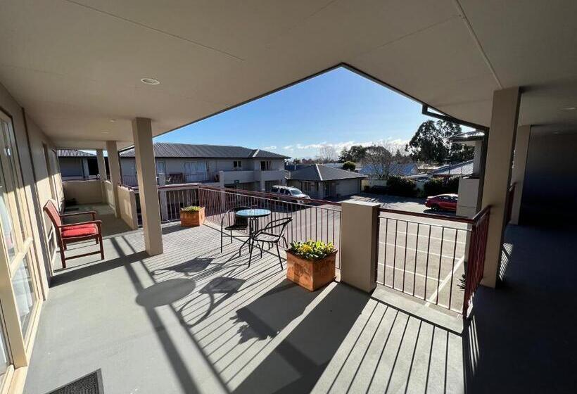 חדר דחוקס עם מיטת קינג, The Suites Ashburton