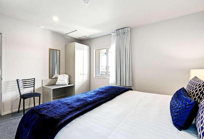 חדר דחוקס עם מיטת קינג, The Suites Ashburton