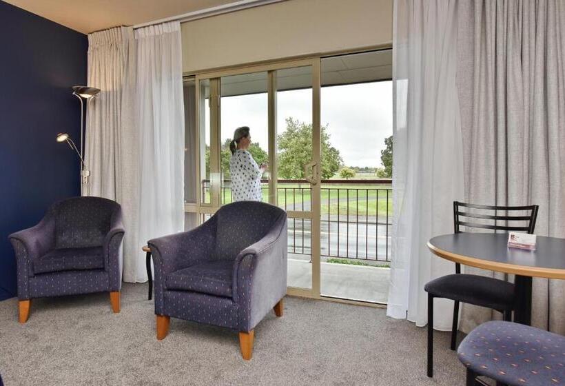 סוויטה אקזקיוטיב, The Suites Ashburton