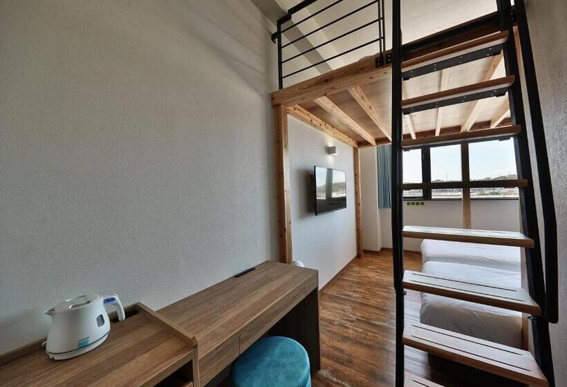 Habitació Quàdruple Estàndard, Cabin&hotel Retime