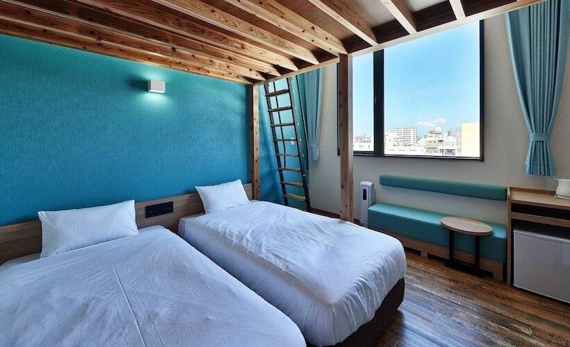 Habitació Quàdruple Estàndard, Cabin&hotel Retime