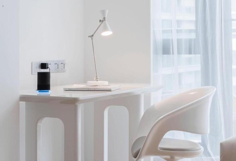 キングサイズベッドのデラックスルーム, Flyzoo Hotel Alibaba Future